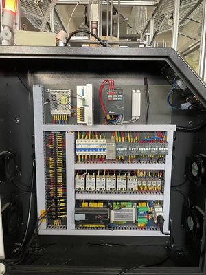 Máquina de moldagem de copos de papel de consumo com fonte de gás de 0,5-0,8 MPa e especificação de papel 150-350 GSM