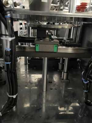 Tipo de processamento de papel de dobragem totalmente automático Máquina de formação de copos de papel de alta velocidade com espinha de copos de barras de cobre