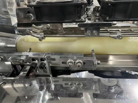 Máquina de moldagem de copos de papel descartáveis totalmente automática de 2 a 16 oz 70 a 90 pcs/min Fornecimento de energia 380V 50Hz