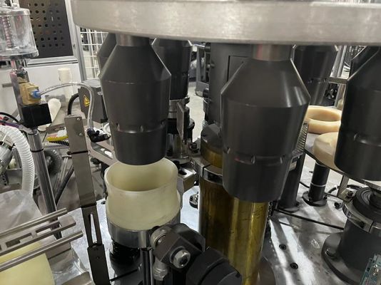 Máquina de fabricação de copos de papel totalmente automática de 2 a 16 oz 70 a 90 pcs/min Máquina de produção de copos de café de papel de alta velocidade com design