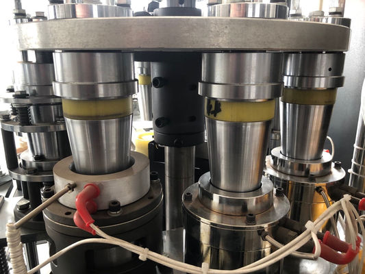 Máquina de fabricação de copos de papel totalmente automática com fonte de gás de 0,4 cbm / min e ligação de copos de barras de cobre a preços acessíveis no Paquistão